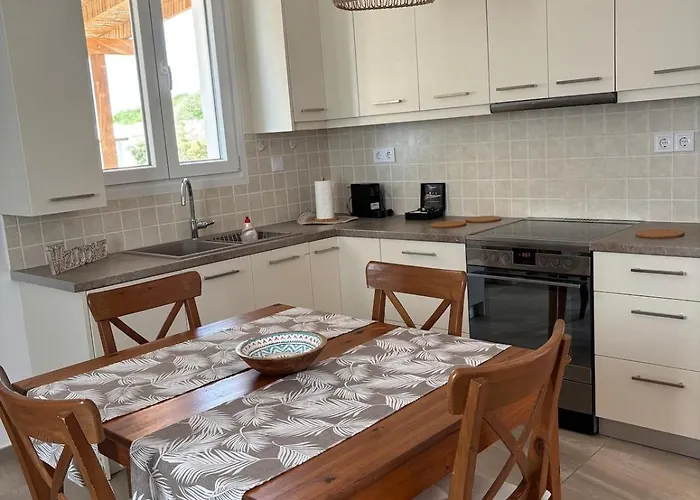 Sarris Village Hill House 3 Casa vacanze